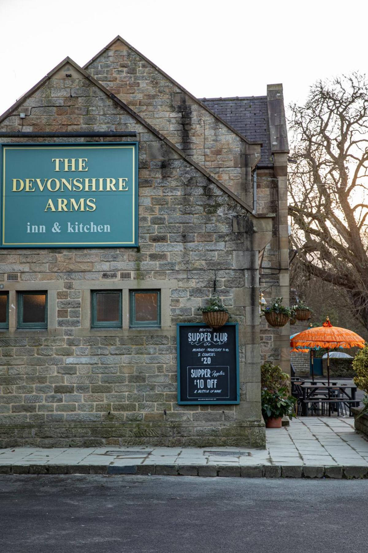 Hotel The Devonshire Arms à Baslow Extérieur photo